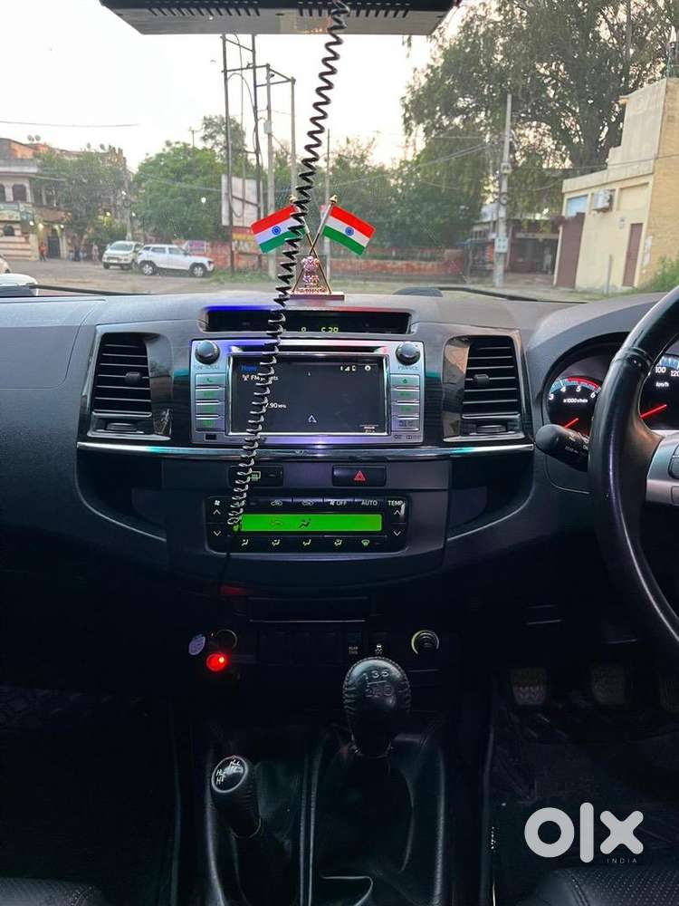 Toyota Fortuner 2016 Diesel 105000 Km Driven