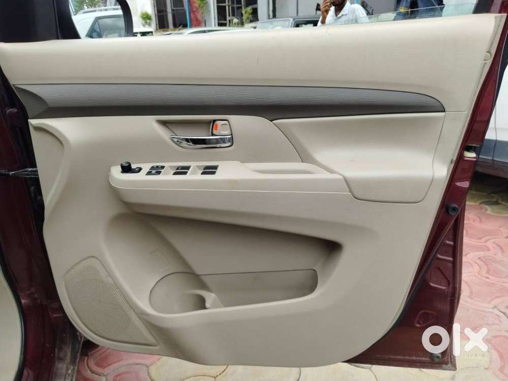 Maruti Suzuki Ertiga 1.5 Vxi, 2020, Petrol