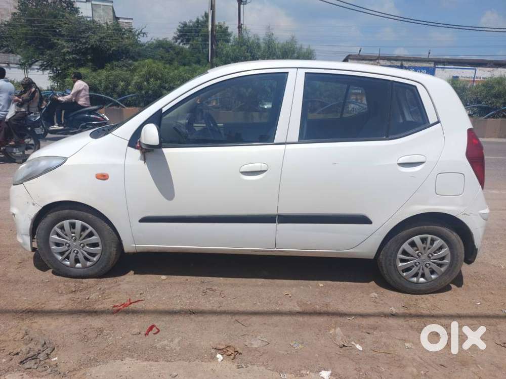 Hyundai I10 Sportz 1.1l, 2016, Petrol