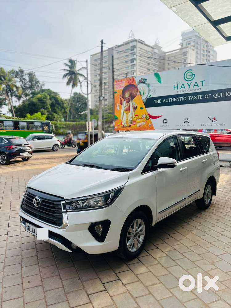 Toyota Innova Crysta 2.8 Gx At 8s, 2017, Diesel