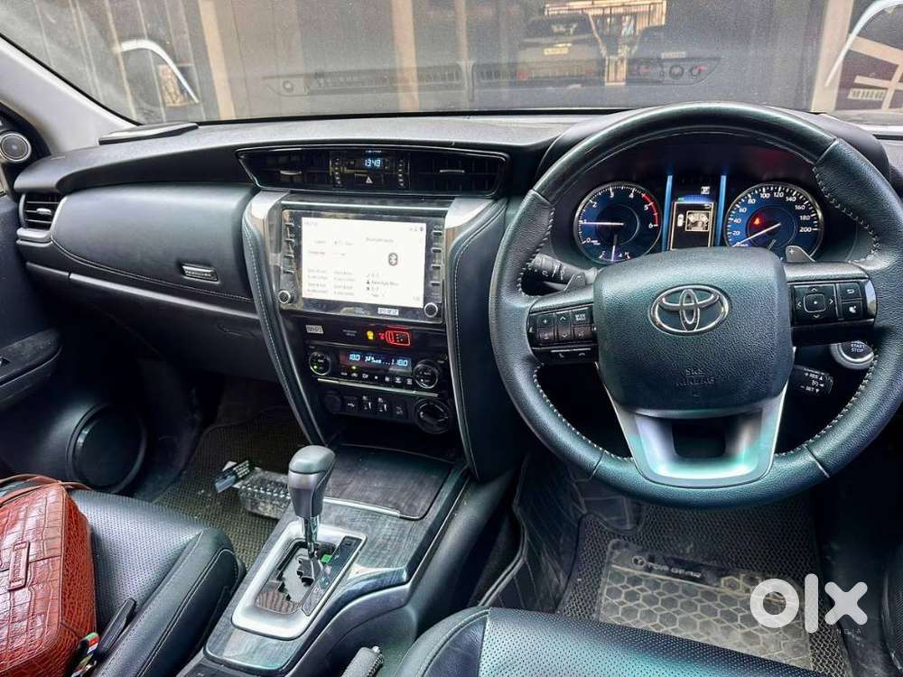 Tata Altroz Creative S, 2025, Petrol