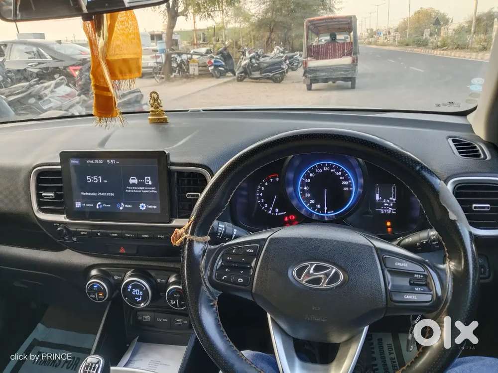 Esko Bechane Ka Plan Hai