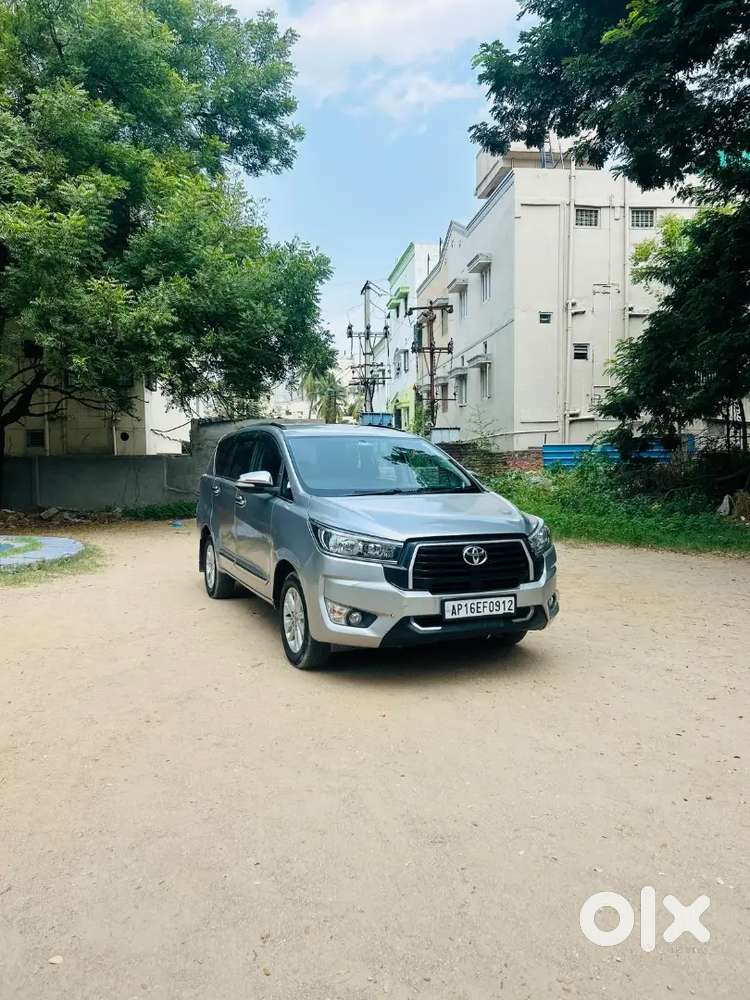 Toyota Innova Crysta 2017