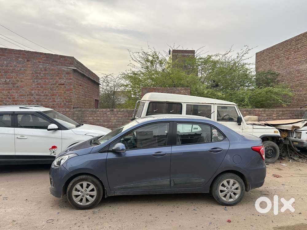 Hyundai Xcent Petrol 2015