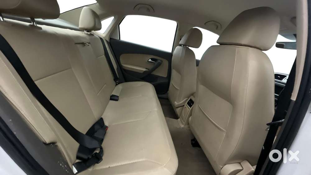 Volkswagen Vento 2010-2013 Petrol Highline At, 2016, Petrol