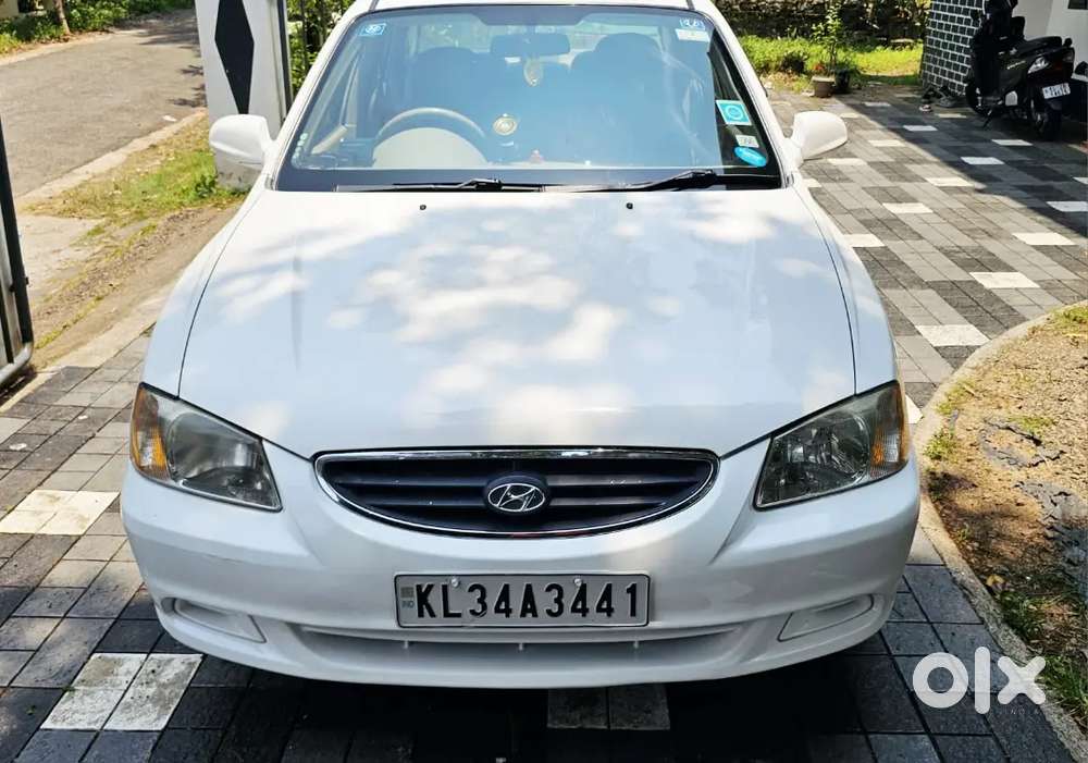 Highly Maintained Hyundai Accent Executive 2010.