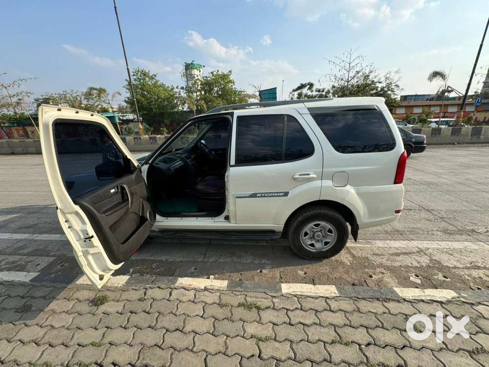 Tata Safari Storme 2016 Diesel Well Maintained