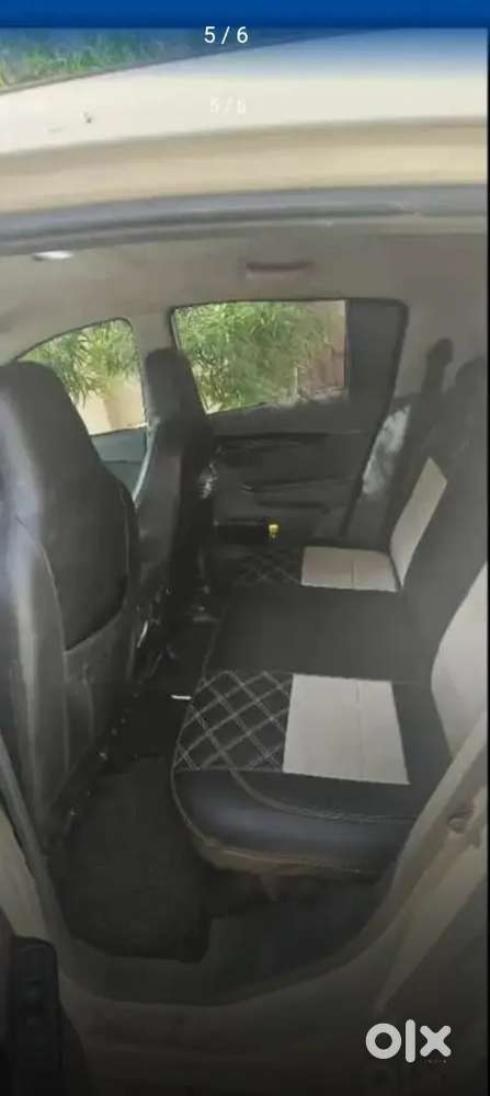 Mahindra Kuv100 Nxt Petrol With Company Fitted Cng 2018 2nd Owner