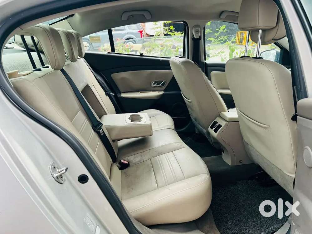 Renault Fluence 2016 Diesel 85100 Km Driven