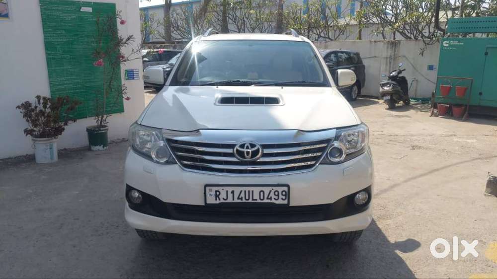 Toyota Fortuner 2014 Diesel 4x4 Manual – Second Owner – Excellent Cond