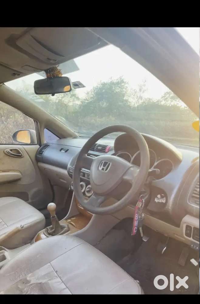 Honda City Zx Manual Cng 
Cng Registrar Rc Valid Till 2029 With Paper.