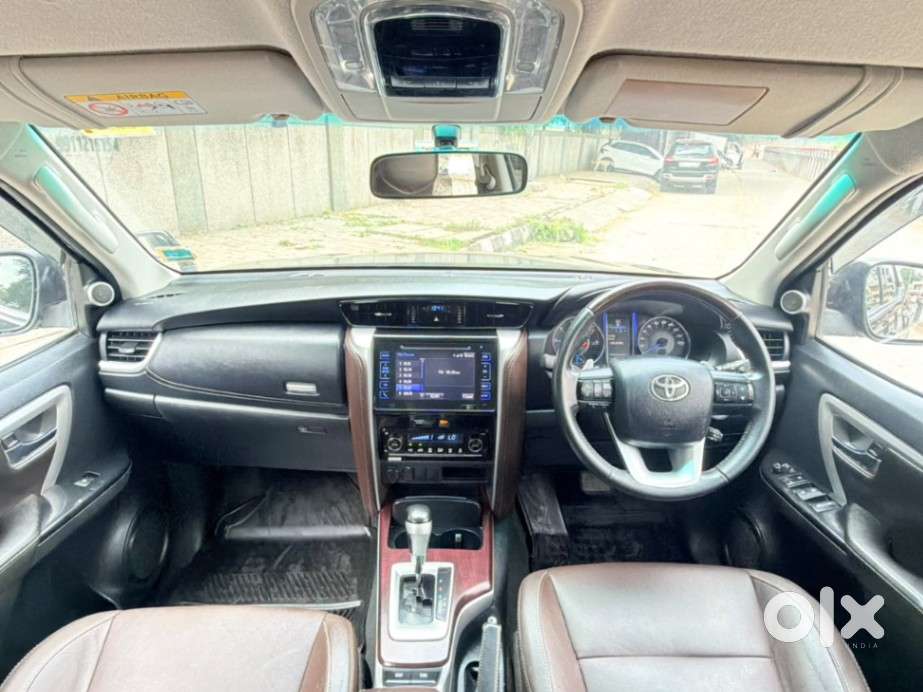 Toyota Fortuner 2.7 2wd At, 2018, Petrol