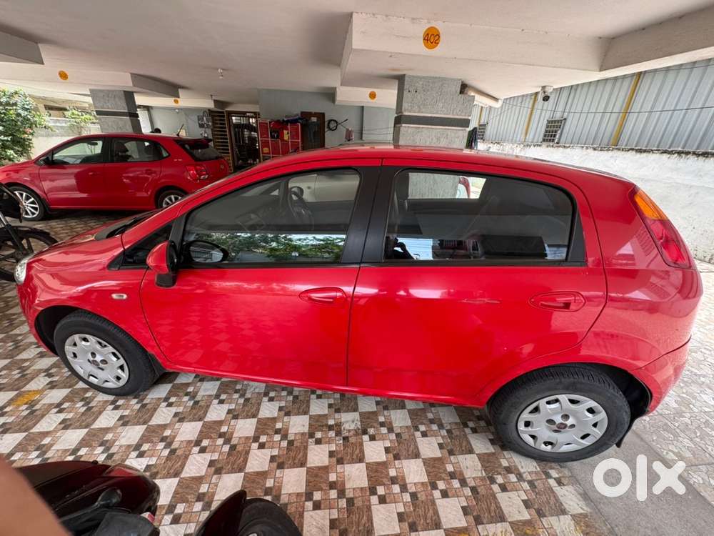 Fiat Grande Punto 2011 Year