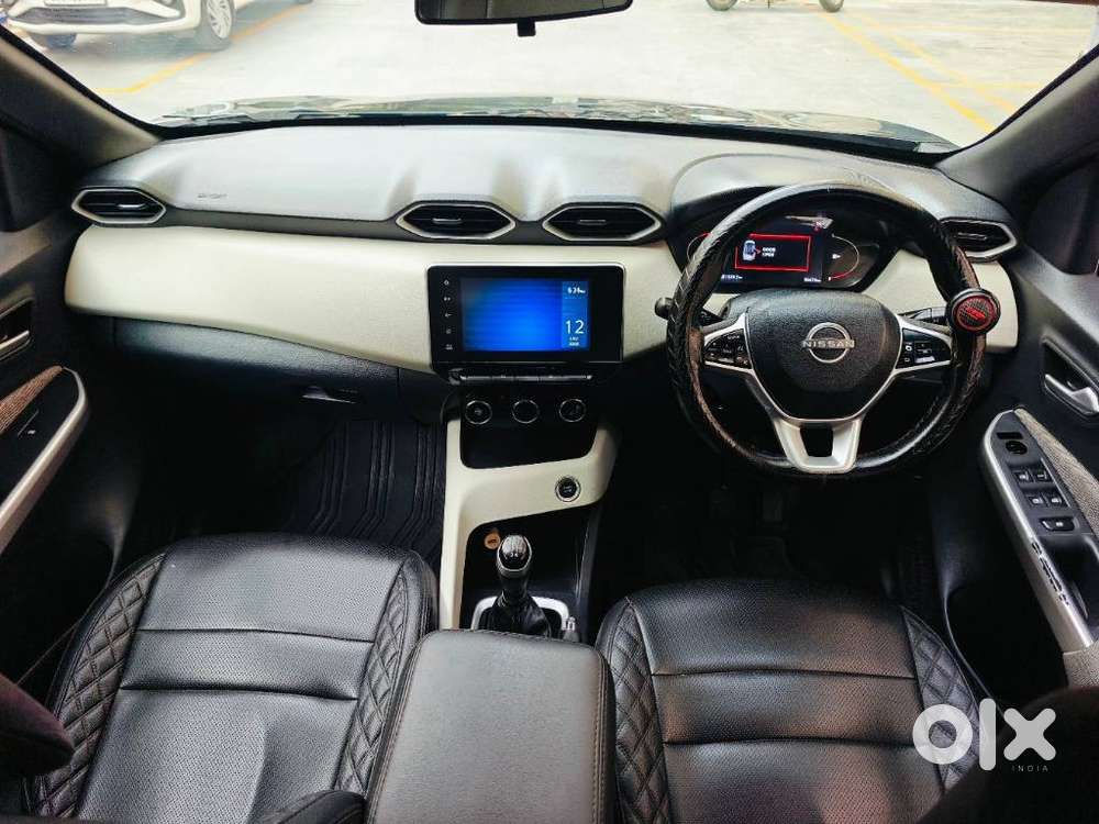 Nissan Magnite 1.0 Xv, 2023, Petrol