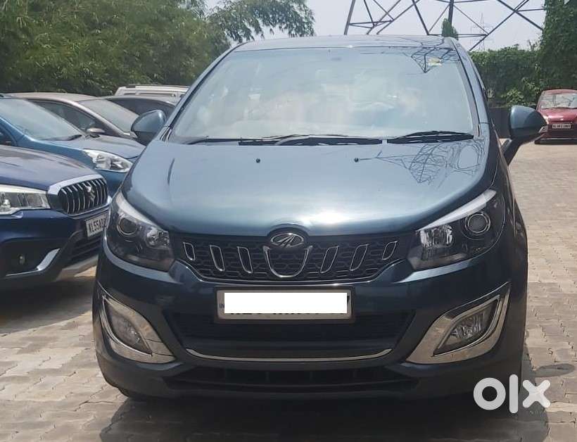Mahindra Marazzo M8, 2018, Diesel