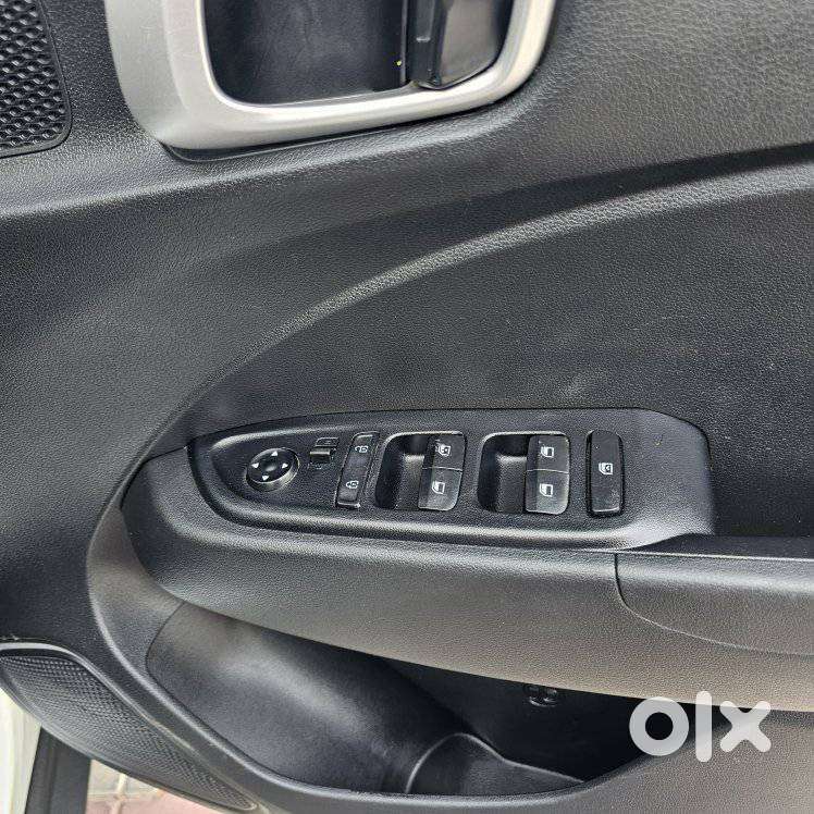 Hyundai Venue S 1.2 Petrol, 2021, Petrol