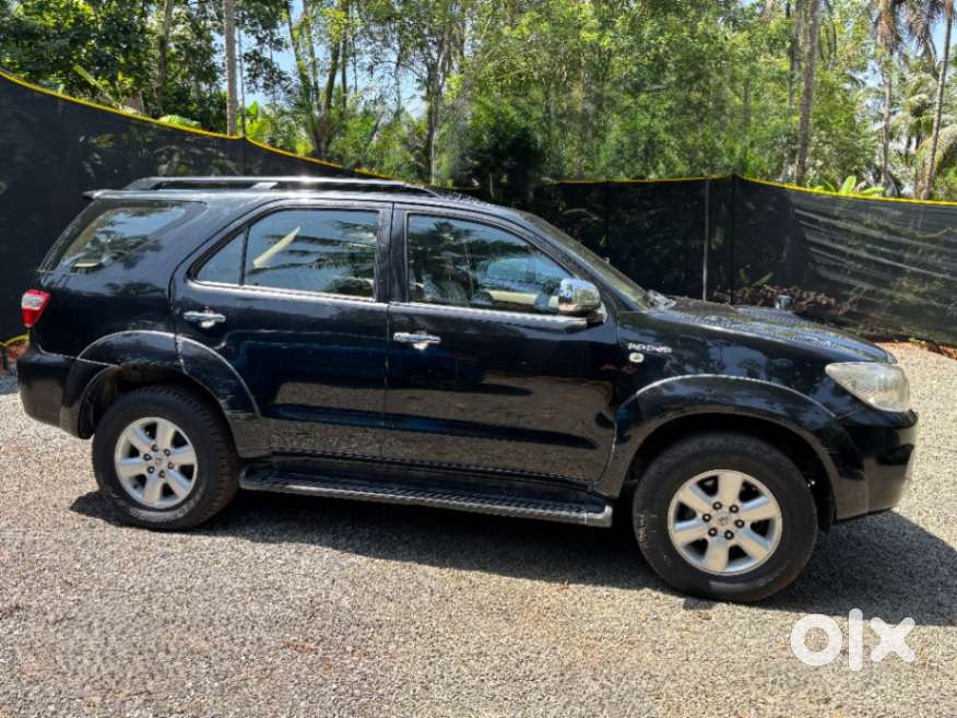 Toyota Fortuner 3.0 4x4 Manual, 2010, Diesel
