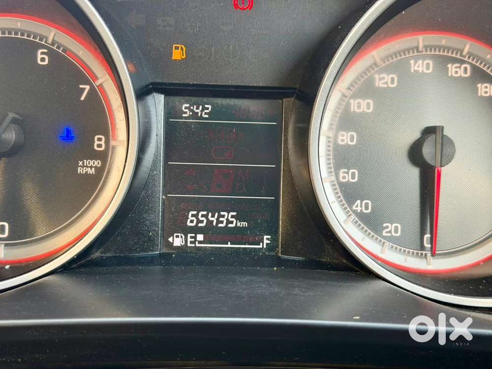 Maruti Suzuki Swift Vxi Optional, 2019, Petrol