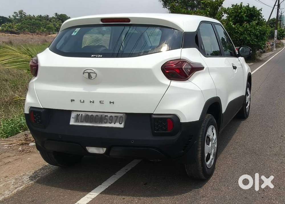 Tata Punch Pure, 2023, Petrol