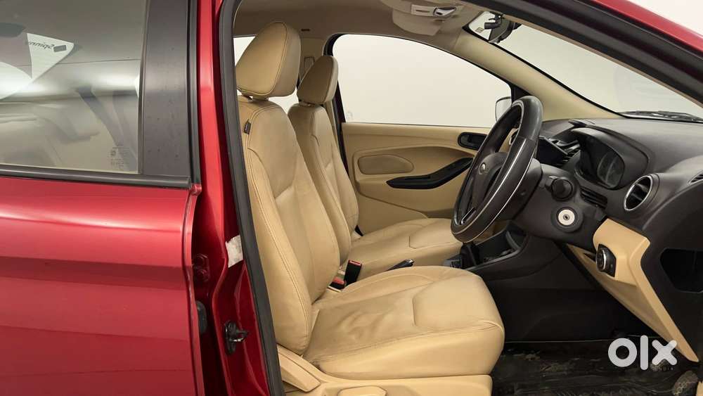 Ford Figo Aspire Titanium, 2017, Petrol