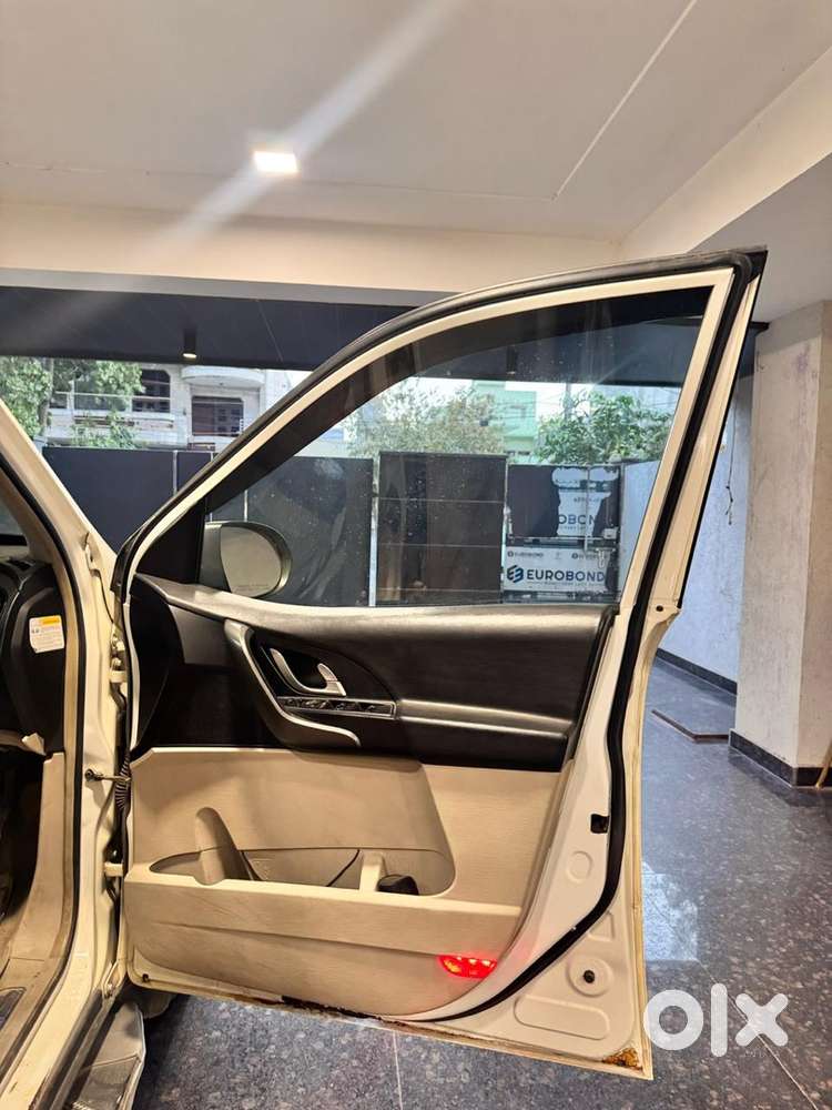 Mahindra Xuv500 Diesel 2017