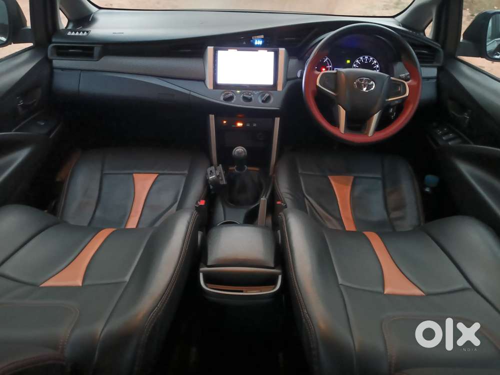 Toyota Innova Crysta 2.4 G Mt 8s, 2017, Diesel