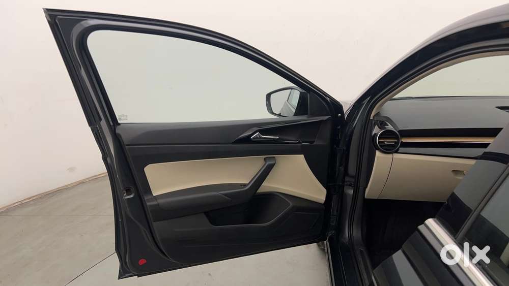 Skoda Slavia Style 1.5l Tsi Dsg, 2022, Petrol