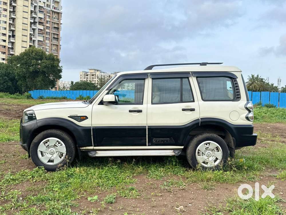 Mahindra Scorpio S4, 2016, Diesel