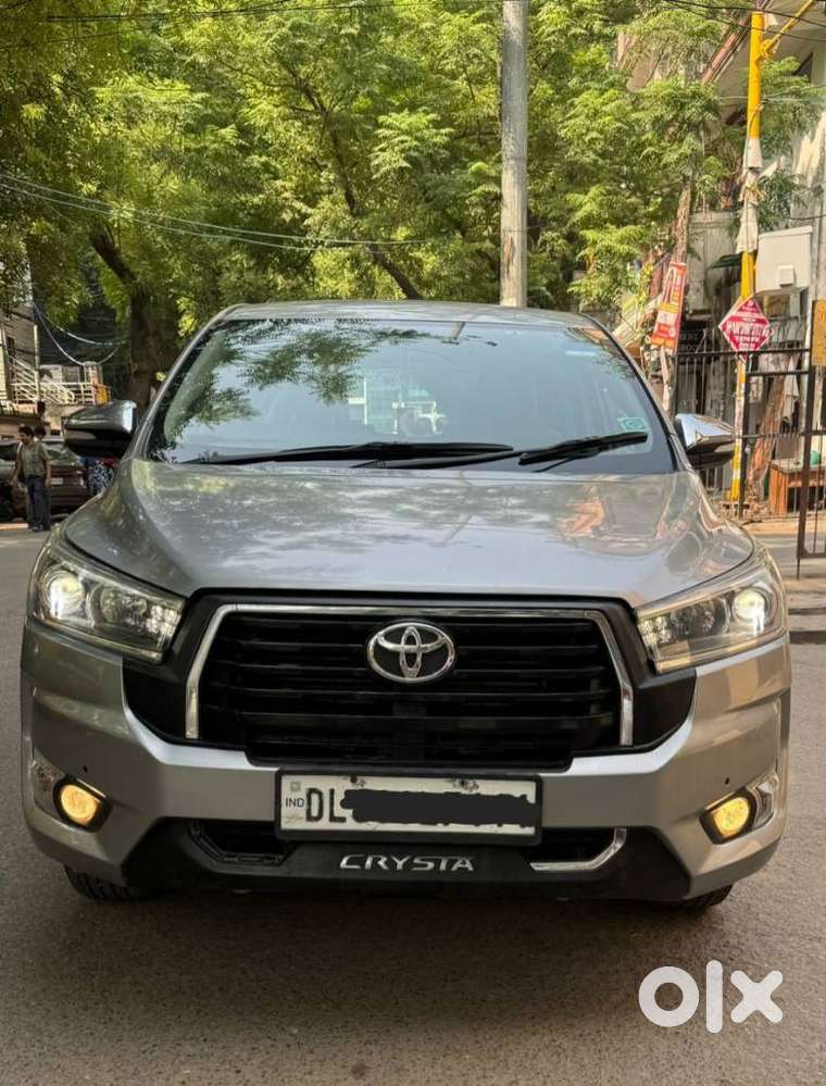 Toyota Innova Crysta 2.8 Zx At 7 Seater, 2017, Diesel