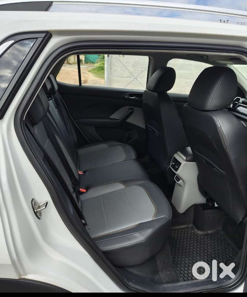 Skoda Kushaq Style 1.5l Tsi Mt, 2022, Petrol