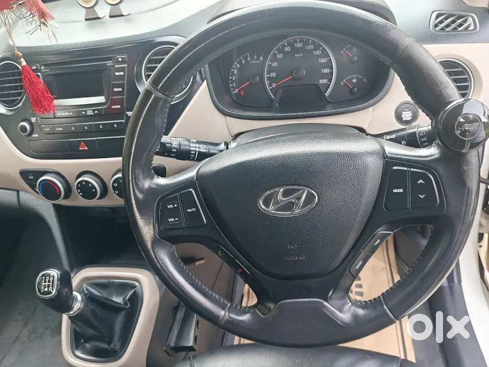 Hyundai Grand I10 2016 Petrol 142000 Km Driven