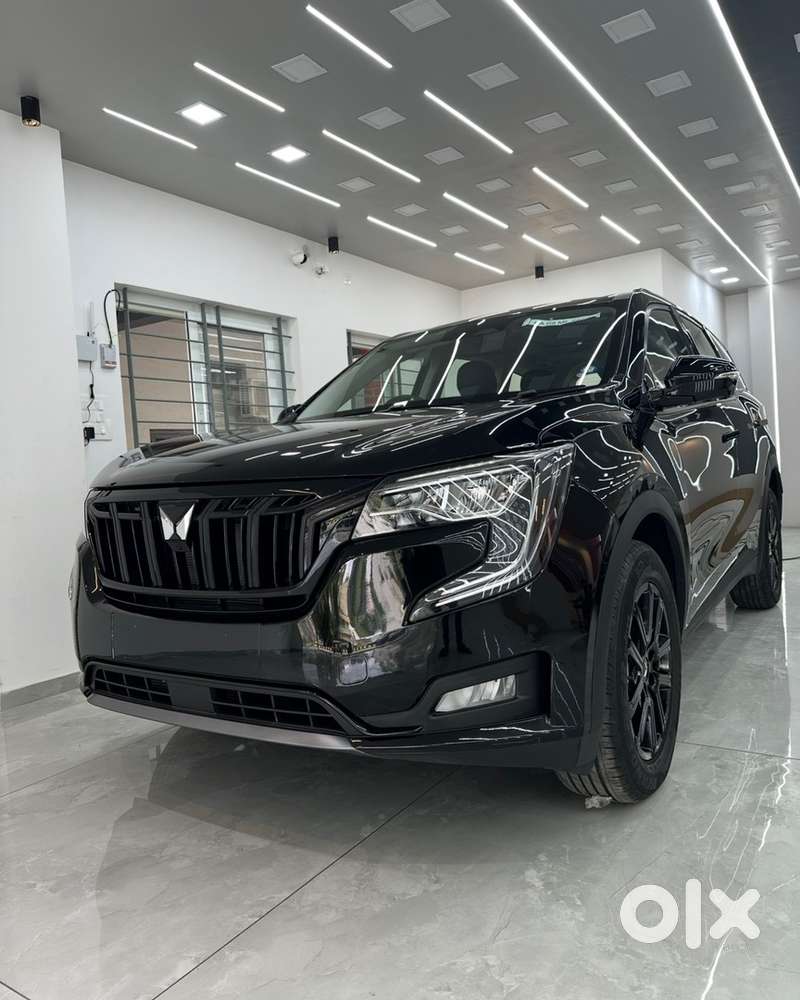 Mahindra Xuv700 Ax7l Diesel 2025 Ebony Edition