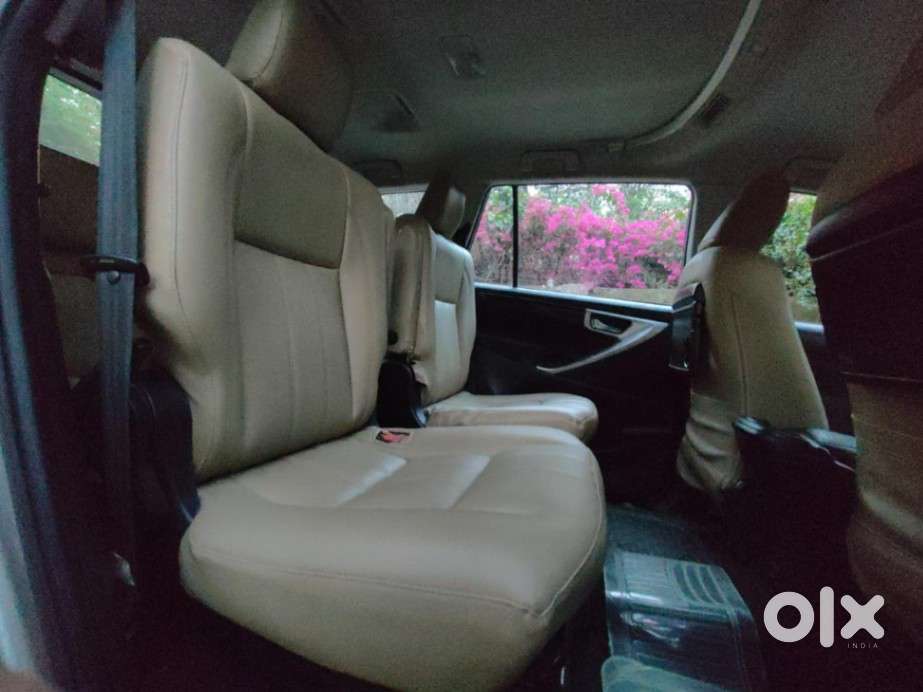 Toyota Innova Crysta 2.4 V 7 Str, 2017, Diesel