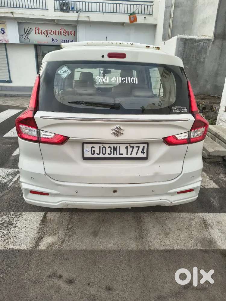 Maruti Suzuki Ertiga 2023 Variant Zxi
