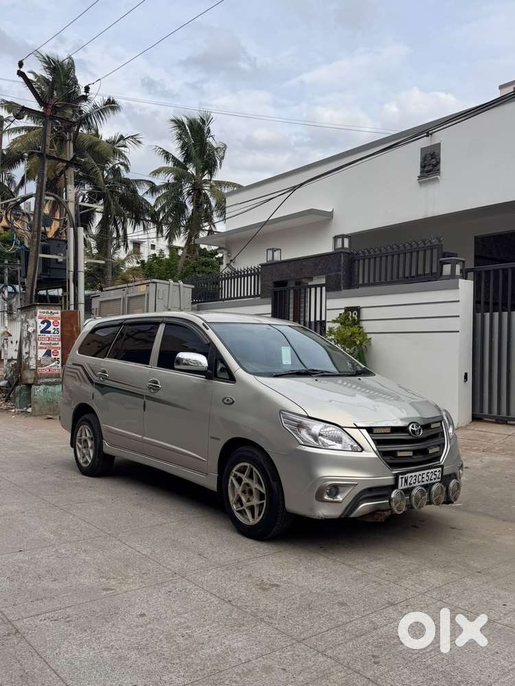 Toyota Innova 2.5 G (diesel) 8 Seater, 2016, Diesel