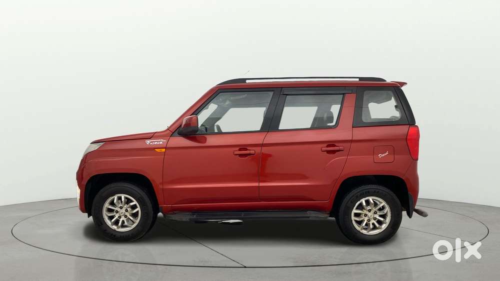 Mahindra Tuv 300 T8 Amt, 2016, Diesel