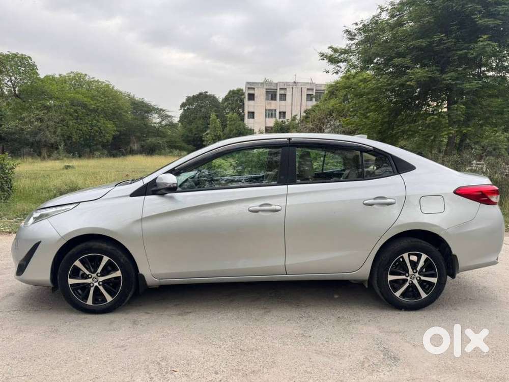 Toyota Yaris G Cvt, 2021, Petrol