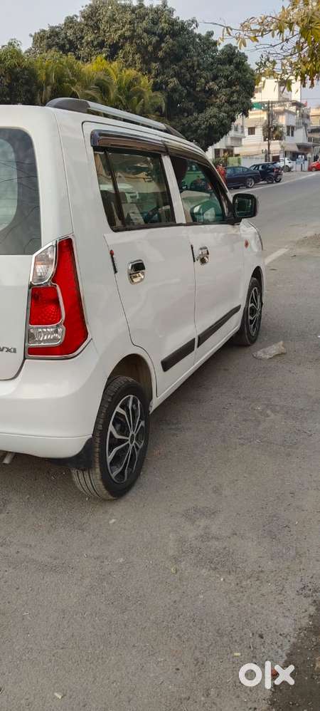Maruti Suzuki Wagon R Vxi, 2016, Petrol