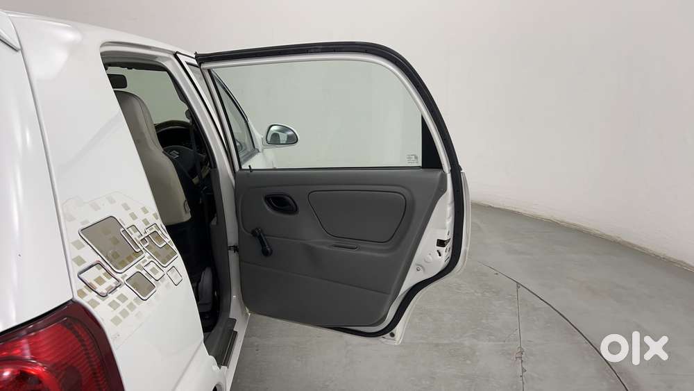 Maruti Suzuki Alto K10 1.0 Lxi (o), 2011, Petrol