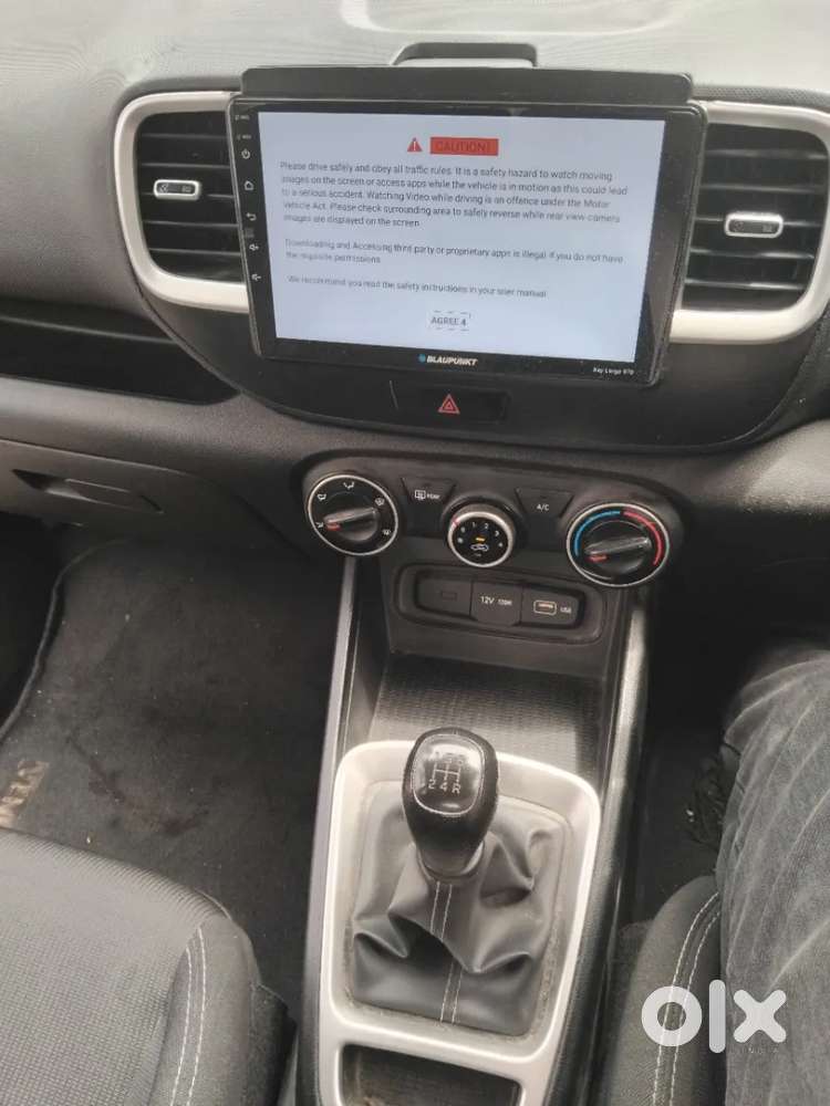 Hyundai Venue S 1.2 Petrol, 2022, Petrol