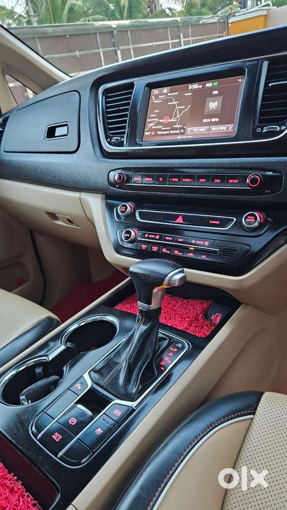 Kia Carnival Limousine Plus 7 Str, 2021, Diesel