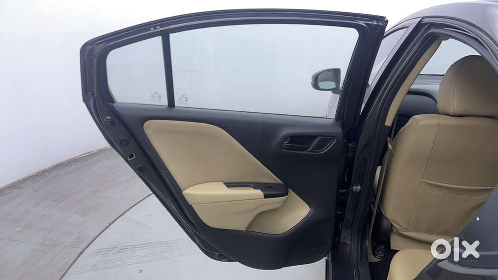 Honda City I-vtec Cvt Zx, 2015, Petrol