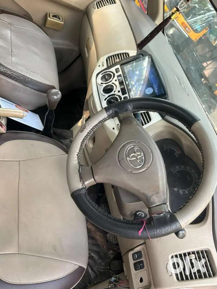 Toyota Innova 2005 Diesel Well Maintained , With Vip Number .