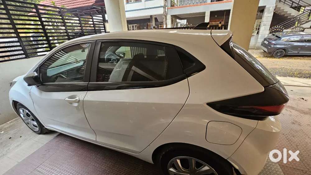 Tata Altroz 2023 Diesel Well Maintained