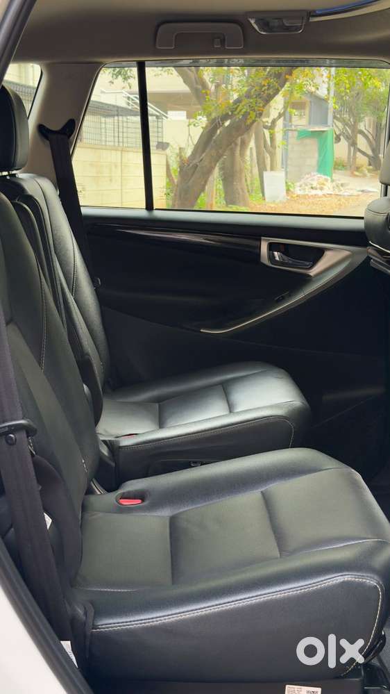 Toyota Innova Crysta 2.4 Z 7 Str, 2025, Diesel