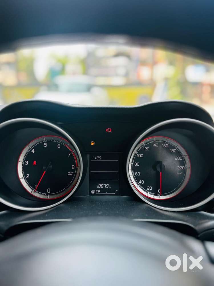 Maruti Suzuki Swift Vxi + Manual, 2020, Petrol