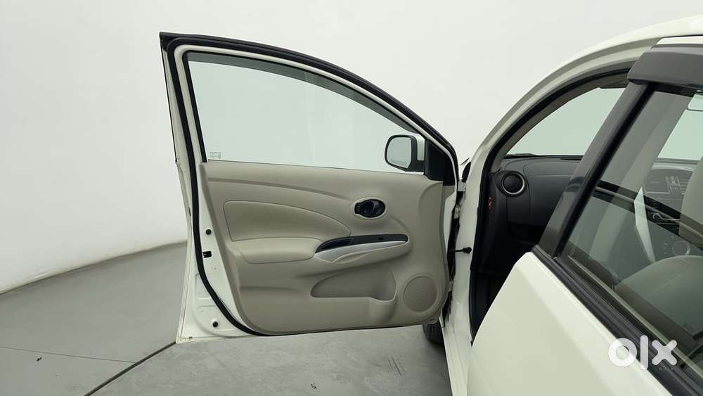 Nissan Sunny 2014-2020 1.5 Xv Cvt, 2017, Petrol