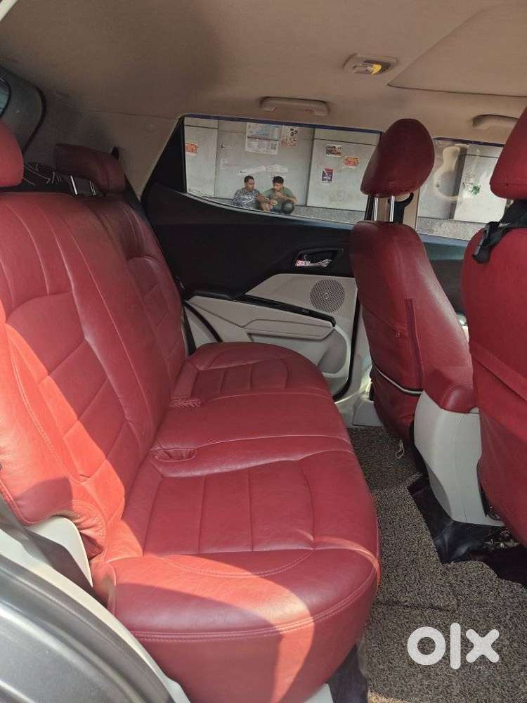 Mahindra Xuv300 W8 Diesel, 2022, Diesel