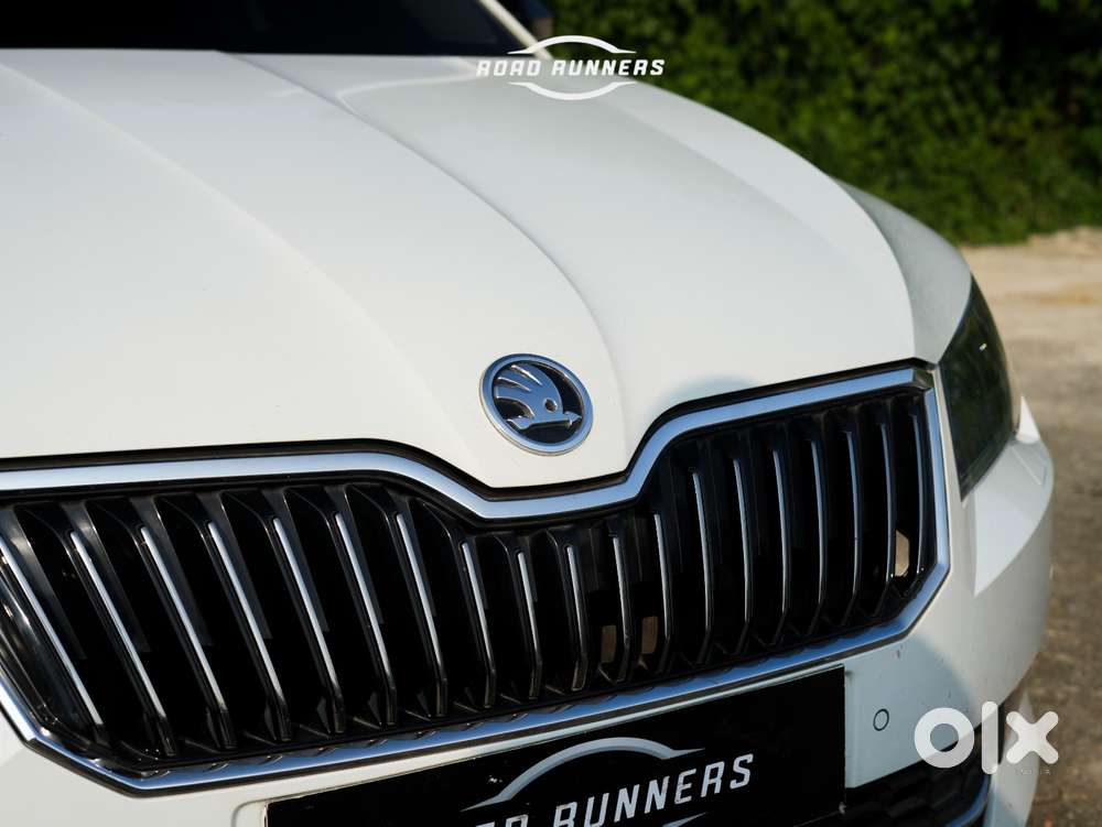 Skoda Superb L&k 1.8 Tsi At, 2020, Petrol