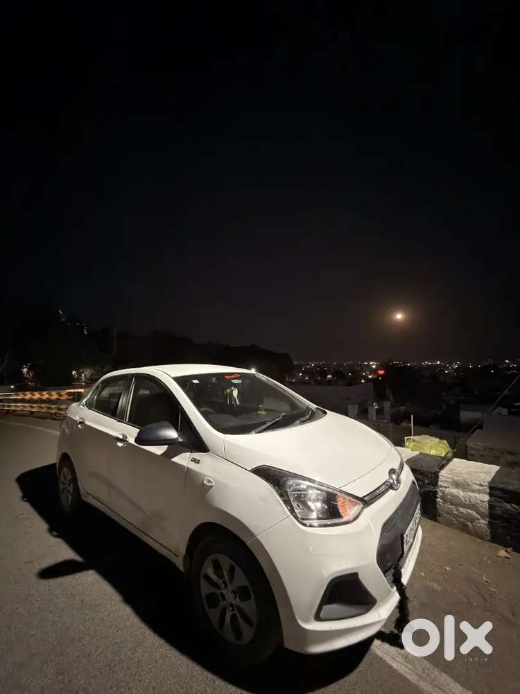 Hyundai Xcent 2016 Diesel Well Maintained